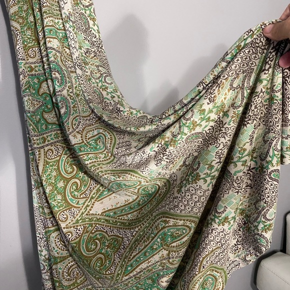 Chan Luu M Maxidress
Hand Made in India
Boho Festival Hippie Beaded Natural - Picture 11 of 13